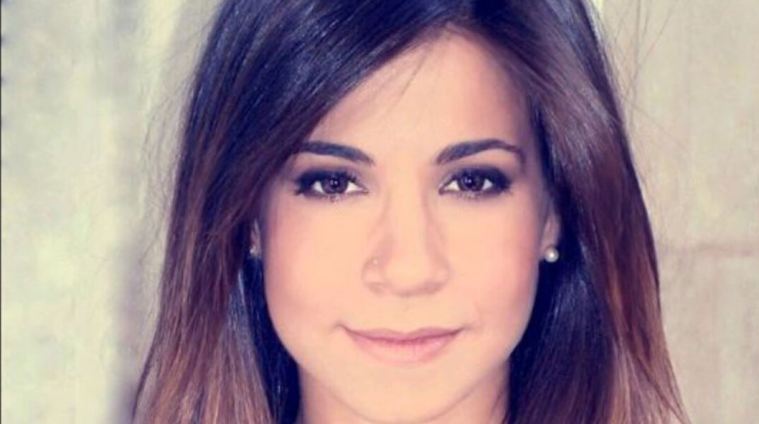  Κορίνα Δαμουλιάνου