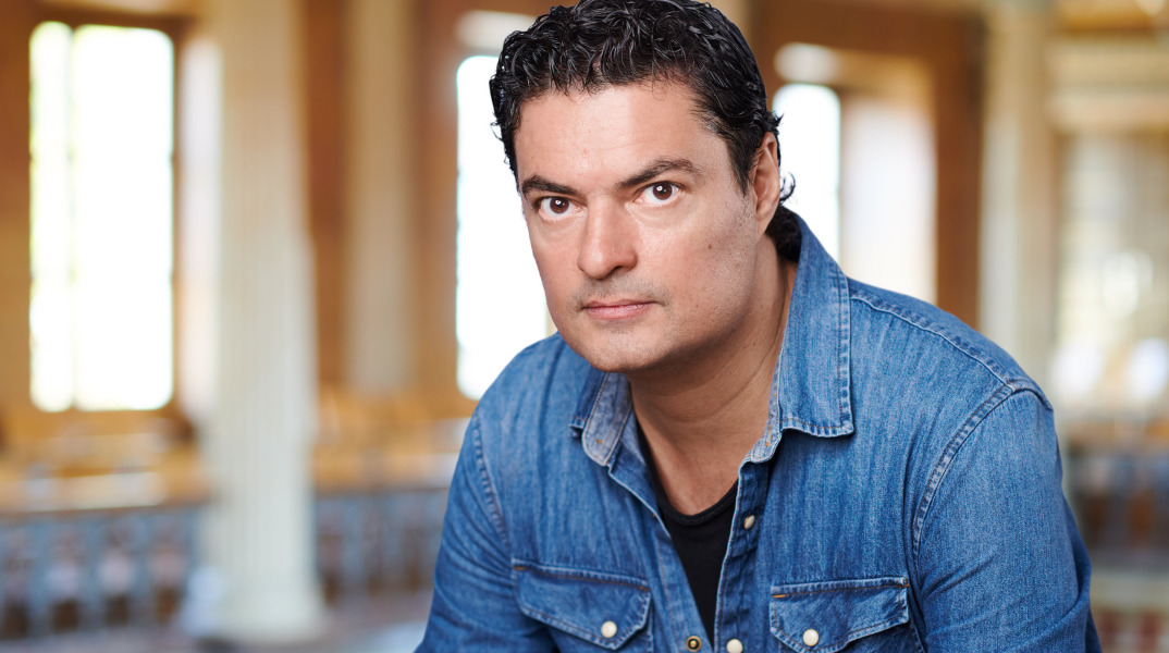 Γιώργος Πέτρου