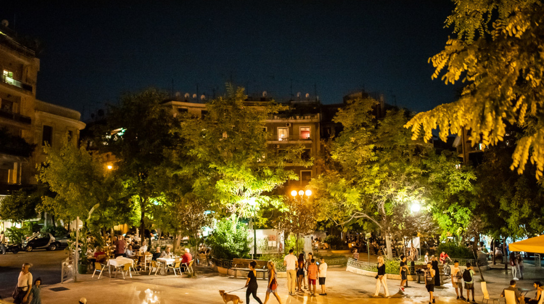 © Θανάσης Καρατζάς