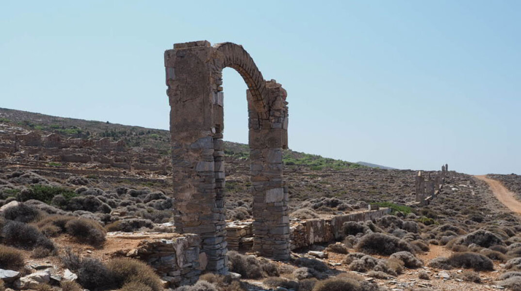 Μακρόνησος