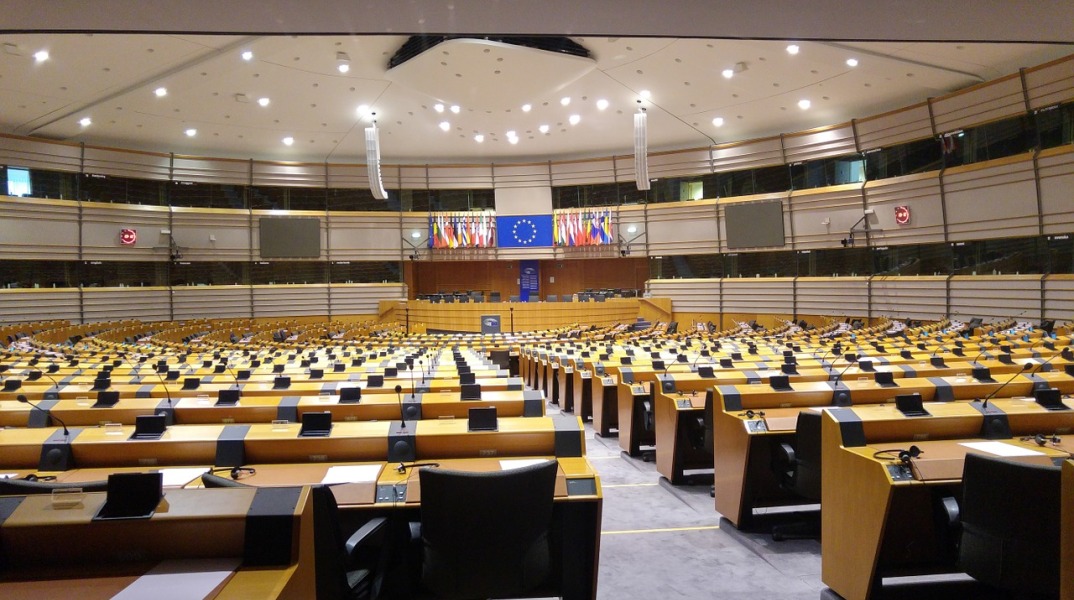european-parliament-1203083_1280.jpg