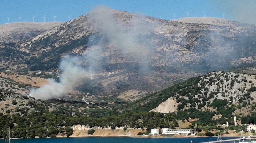 Φωτιά στην Κεφαλονιά.