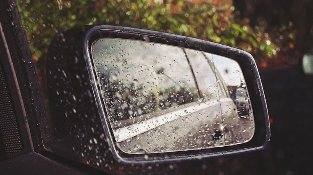 Καθρέφτης αυτοκινήτου