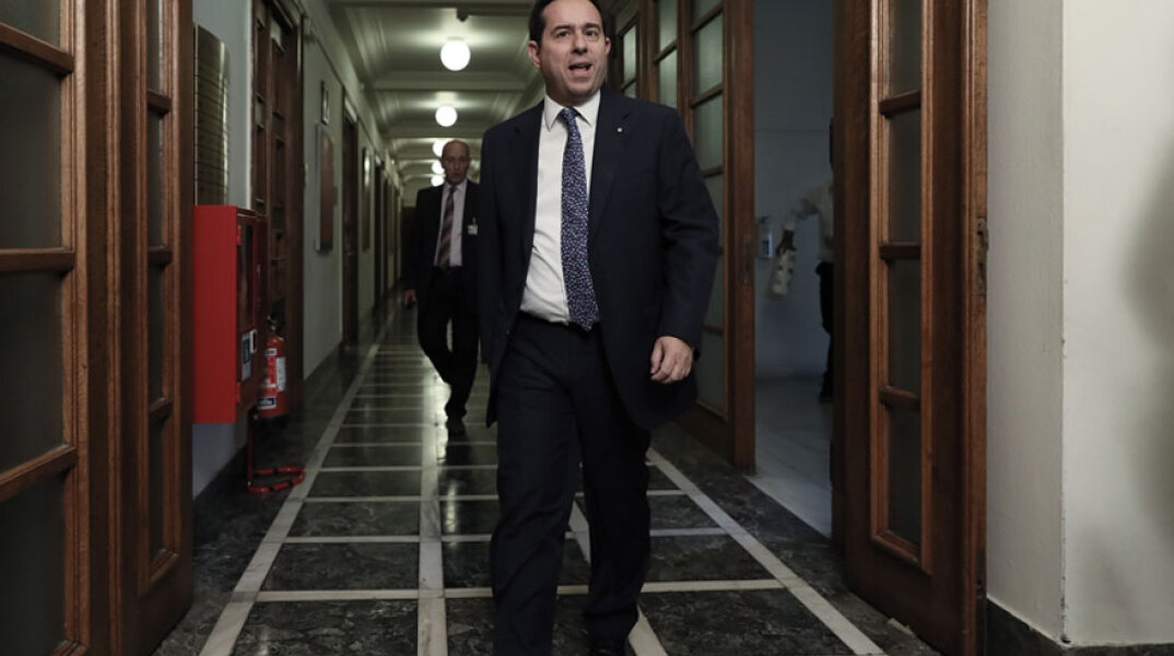 Νότης Μηταράκης