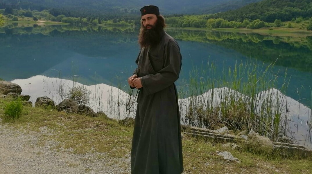 Άνθιμος Ανανιάδης, Μοναχός, Greek Job