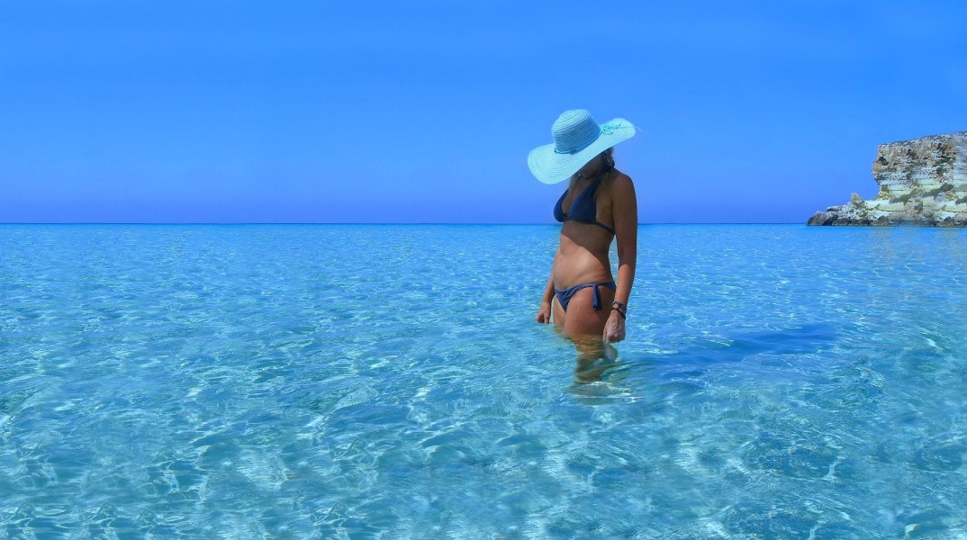 Πώς να επιλέξω μαγιό μετά από χειρουργείο στο μαστό;