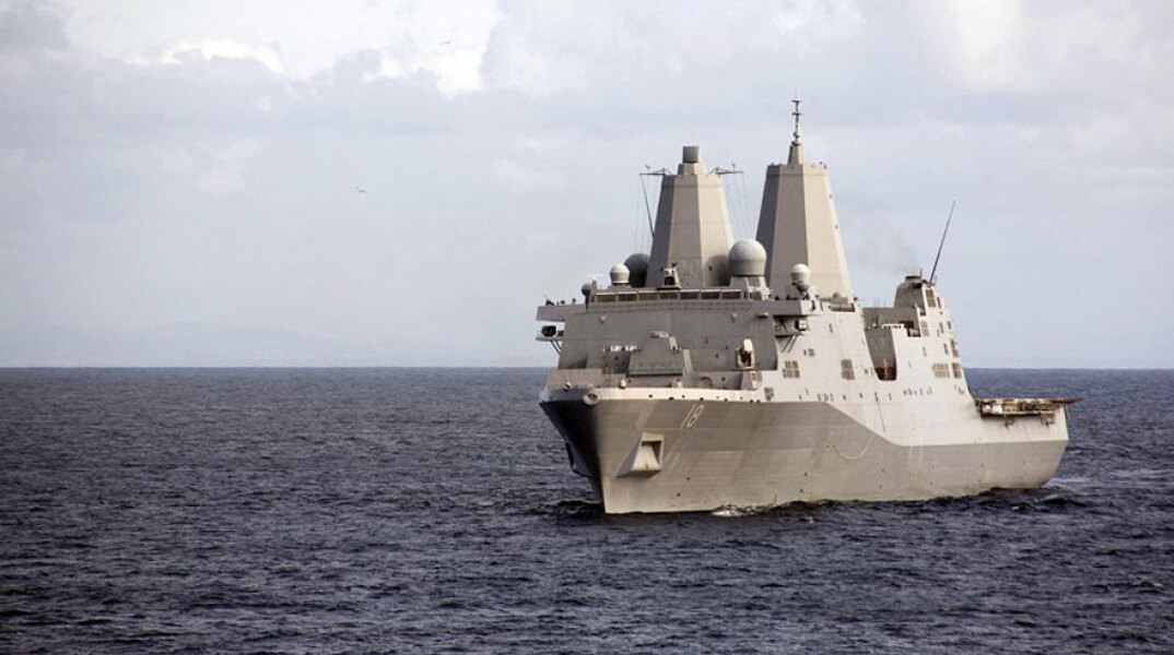 To αμερικανικό πολεμικό πλοίο USS Boxer