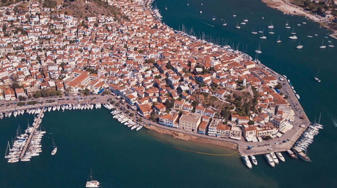 #athensvoice & you / George Mitropoulos @g_mitropoulos_