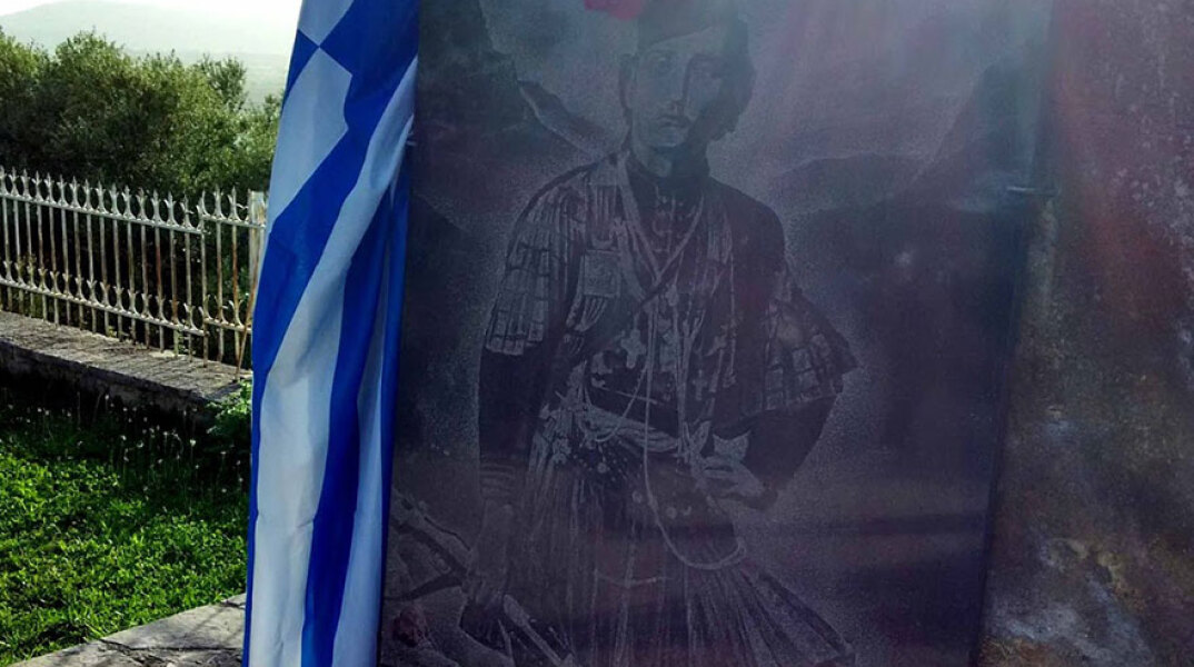 Θύμιος Λώλης