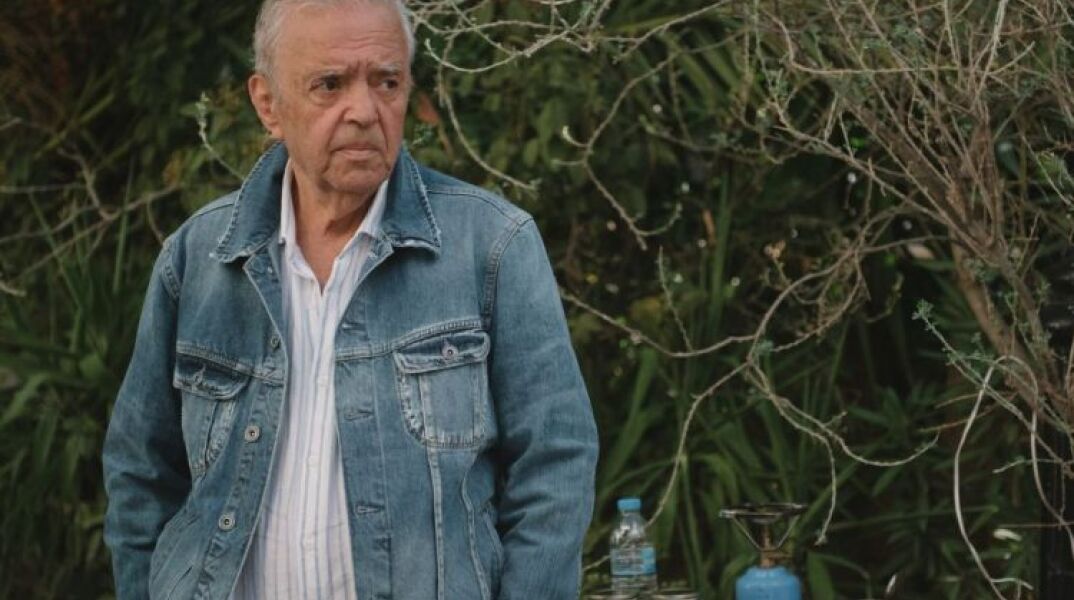 Σταύρος Τσιώλης