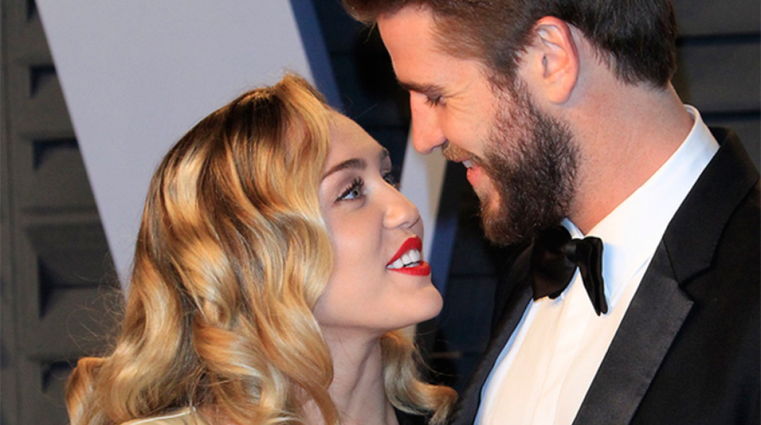 Μάιλι Σάιρους, Λίαμ Χέμσγουορθ