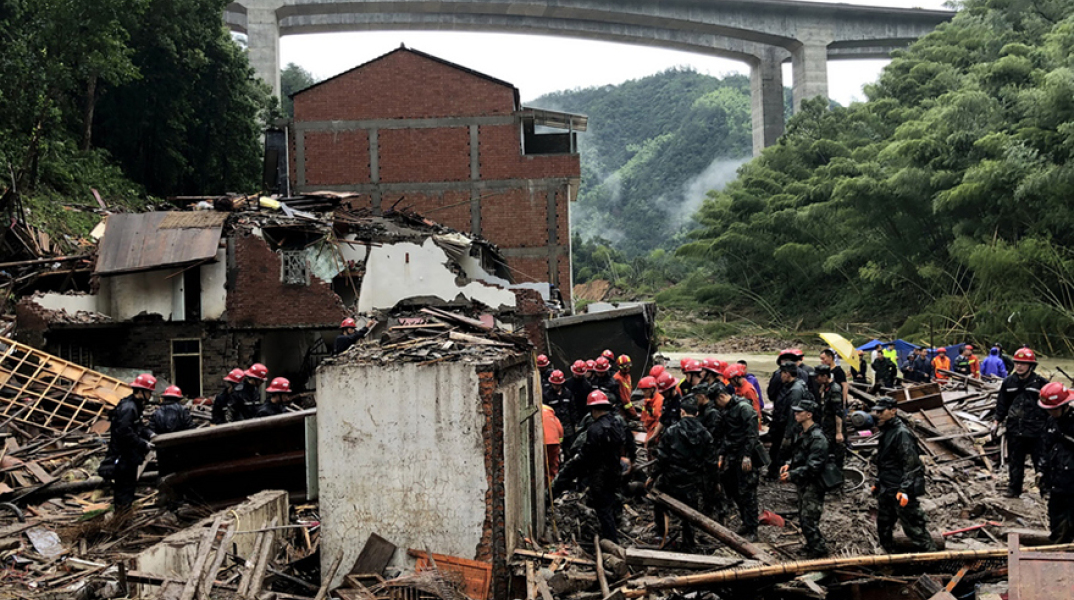 Τυφώνας Λεκίμα