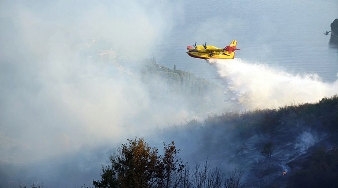 Φωτιά στη νότια Κέρκυρα