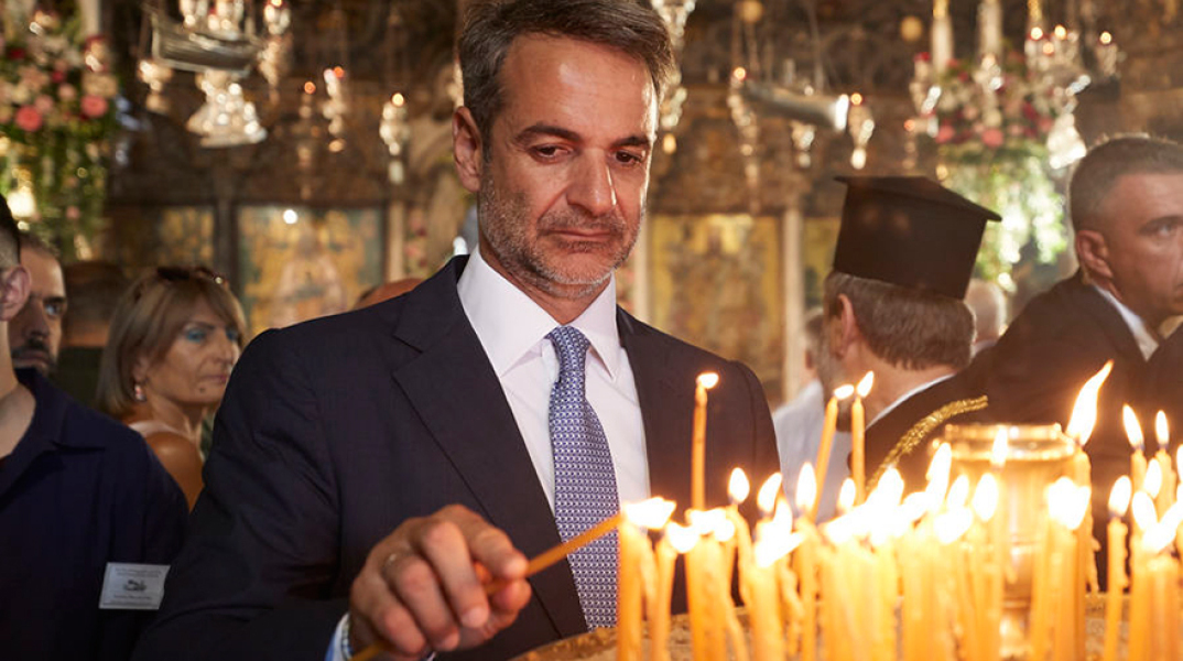 Ο Κυριάκος Μητσοτάκης στην Τήνο