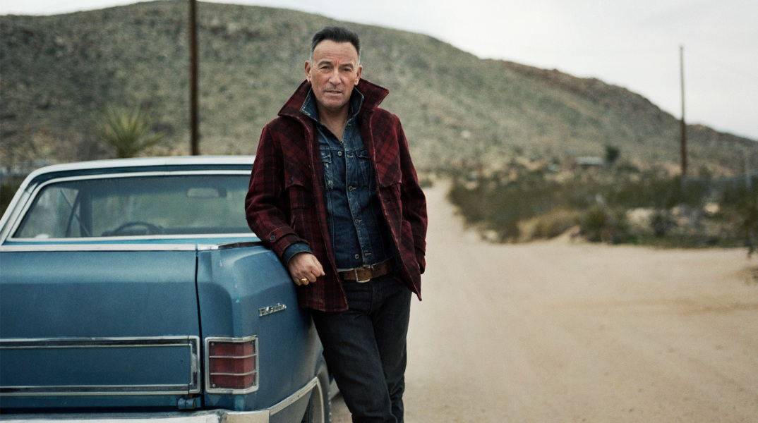 bruce-springsteen-western-stars-credit-danny-clinch-press2000x1270.jpg