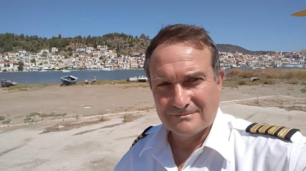 Νίκος Καρυστινός