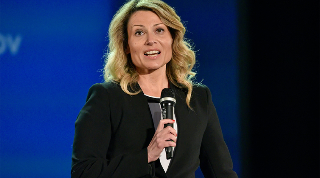 Βασιλική Λαζαράκου 