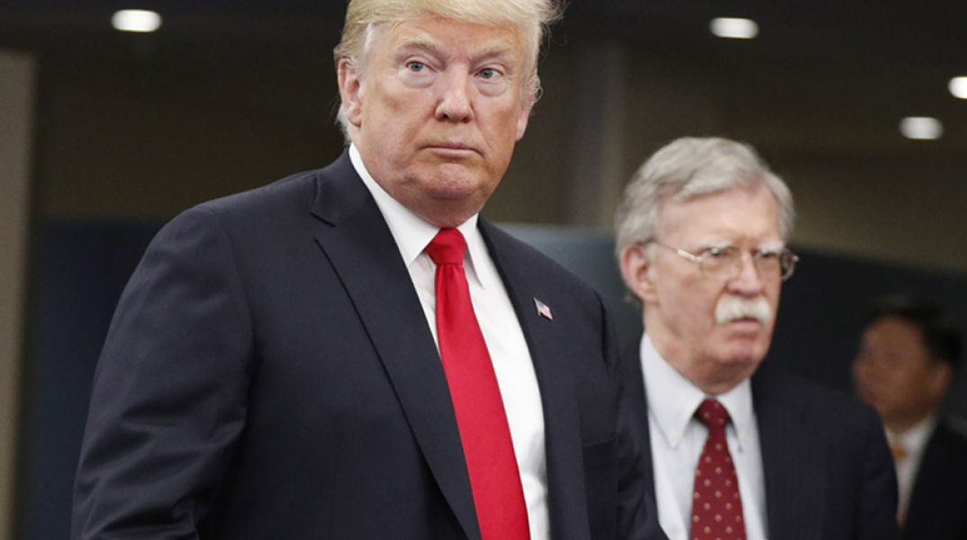 Τραμπ, Μπόλτον