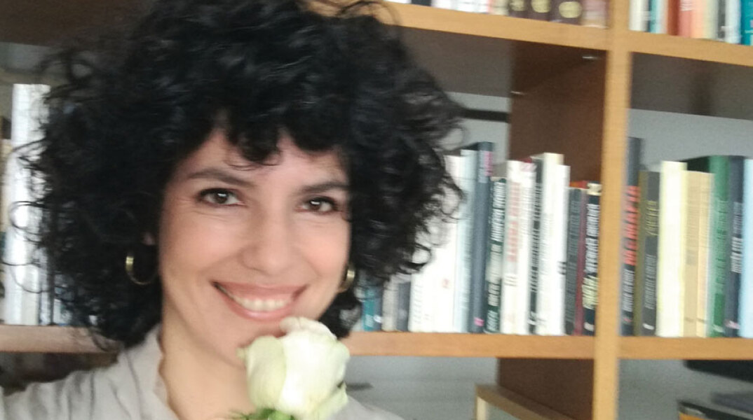 Αντιγόνη Ζόγκα