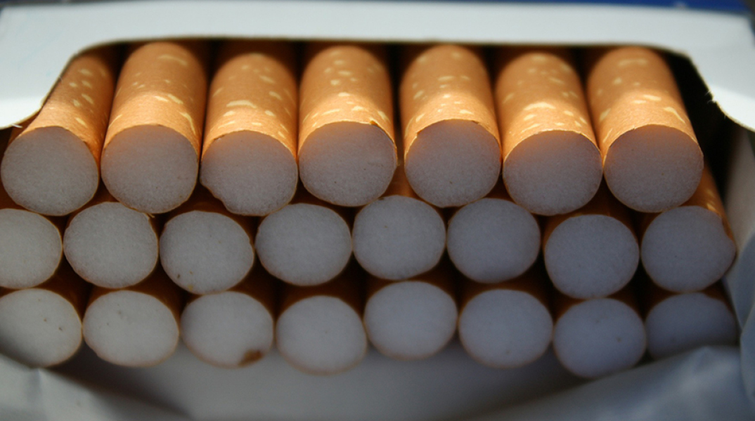 Λαθραία τσιγάρα