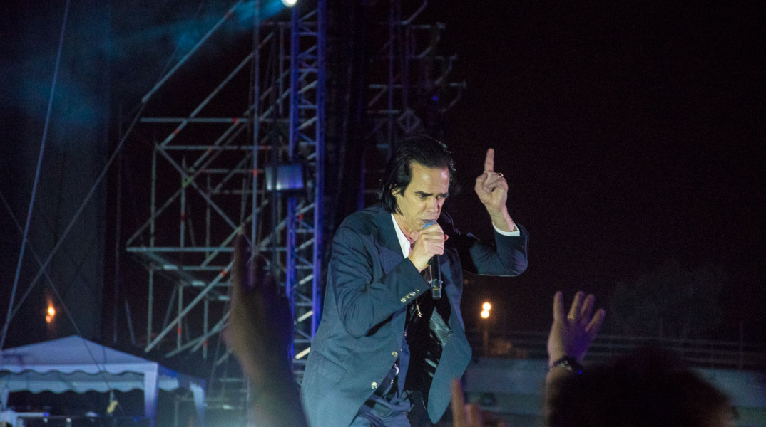 © Θανάσης Καρατζάς