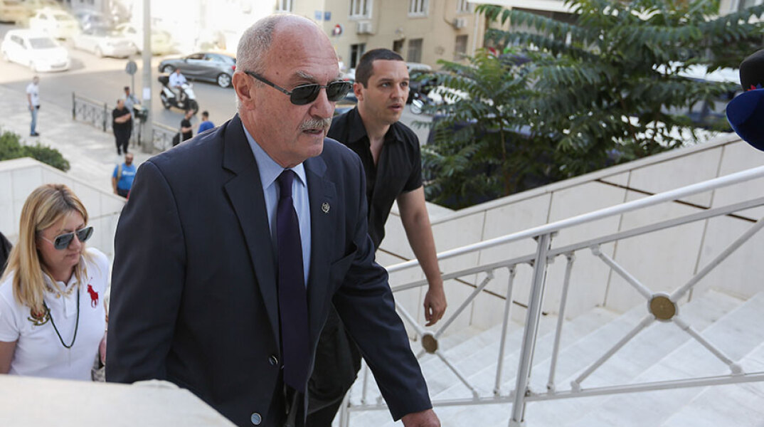 arvanitis-xrisi-avgi