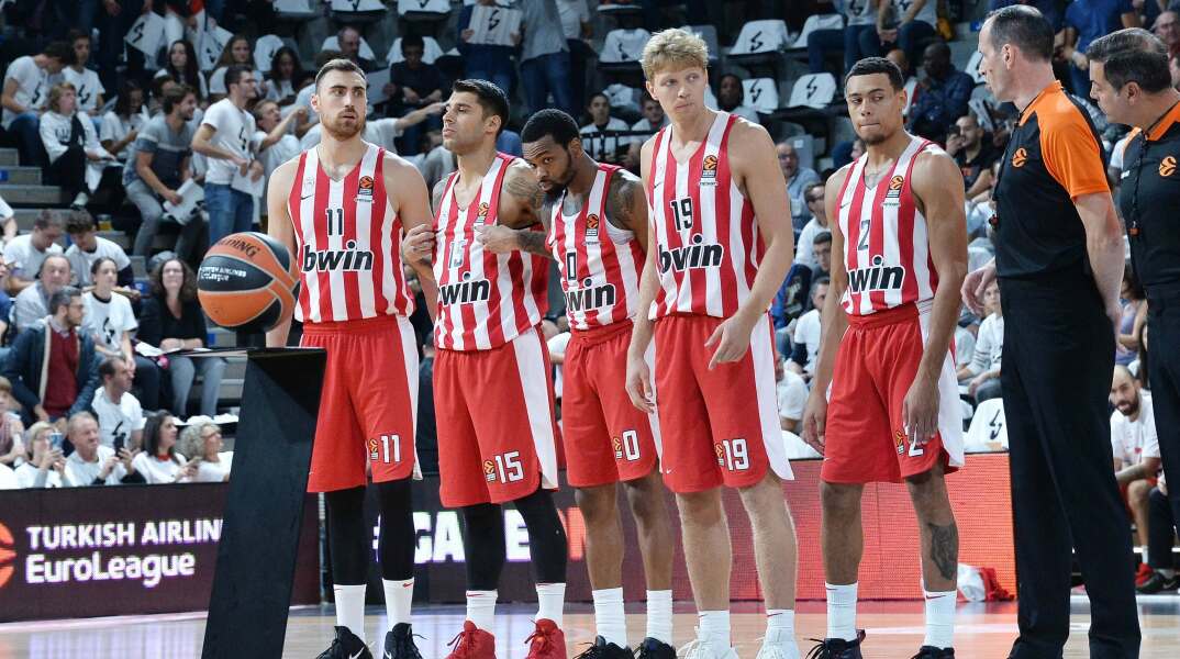 Olympiakos Basket.jpg