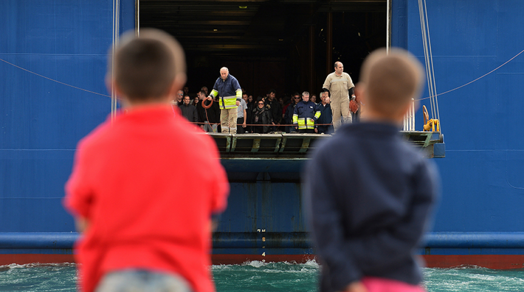 Πειραιάς, άφιξη προσφύγων