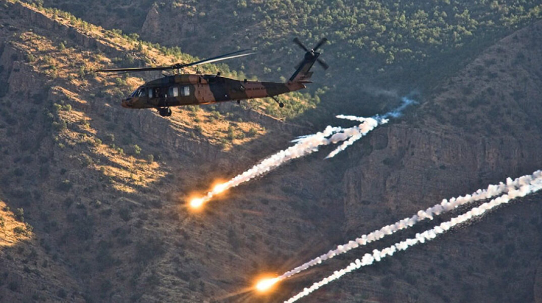 Τουρκικό στρατιωτικό ελικόπτερο