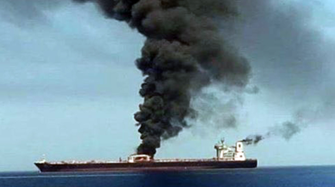 Έκρηξη σε ιρανικό τάνκερ