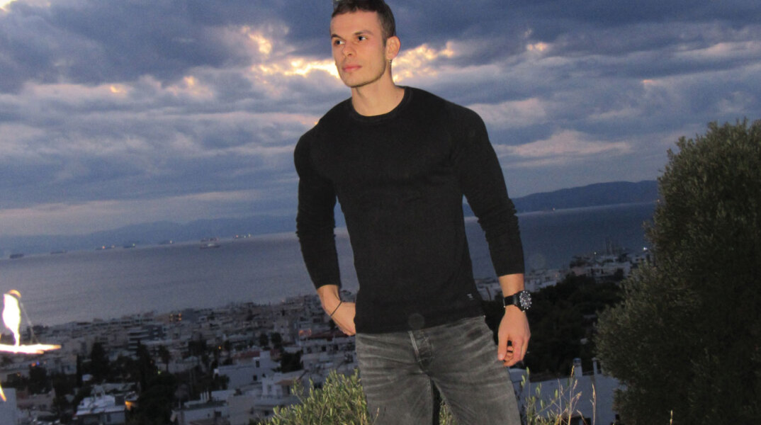 Νίκος Βαλλιανάτος