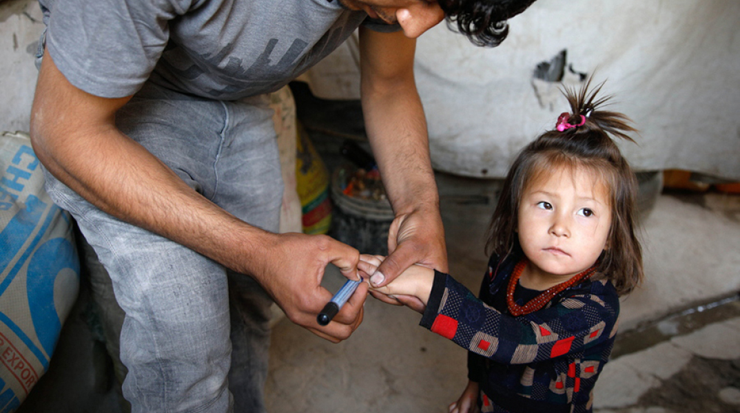Εξαλείφθηκαν δύο από τους τρεις ιούς της πολιομυελίτιδας