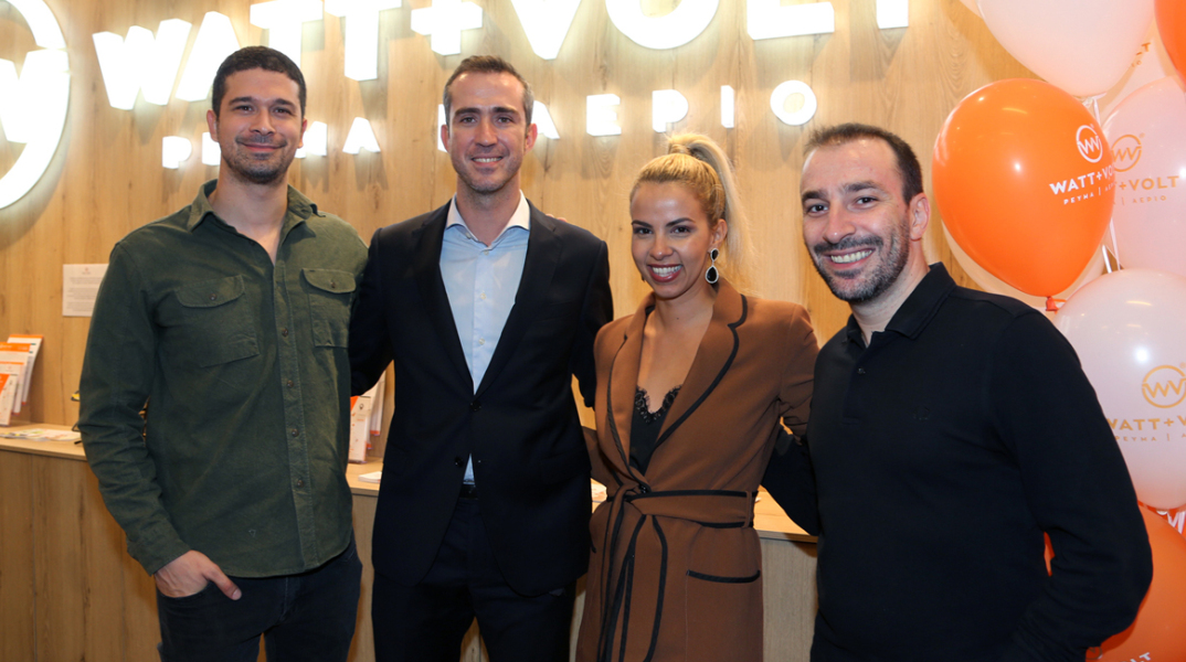 Λαμπερό πάρτι εγκαινίων από τη WATT+VOLT στο Περιστέρι