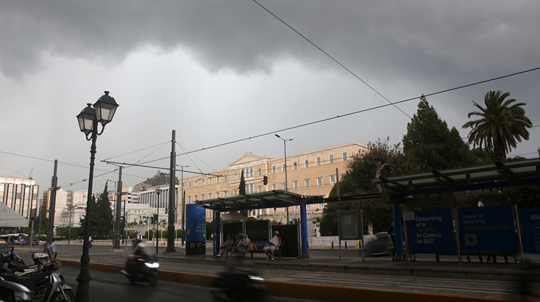 Βροχόπτωση στην Αθήνα 