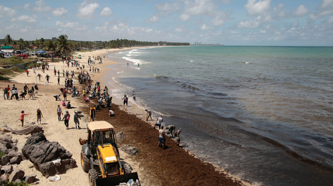 Πετρελαιοκηλίδα στις ακτές της Βραζιλίας