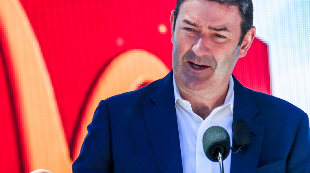 Πίτερ Ιστερμπρούκ