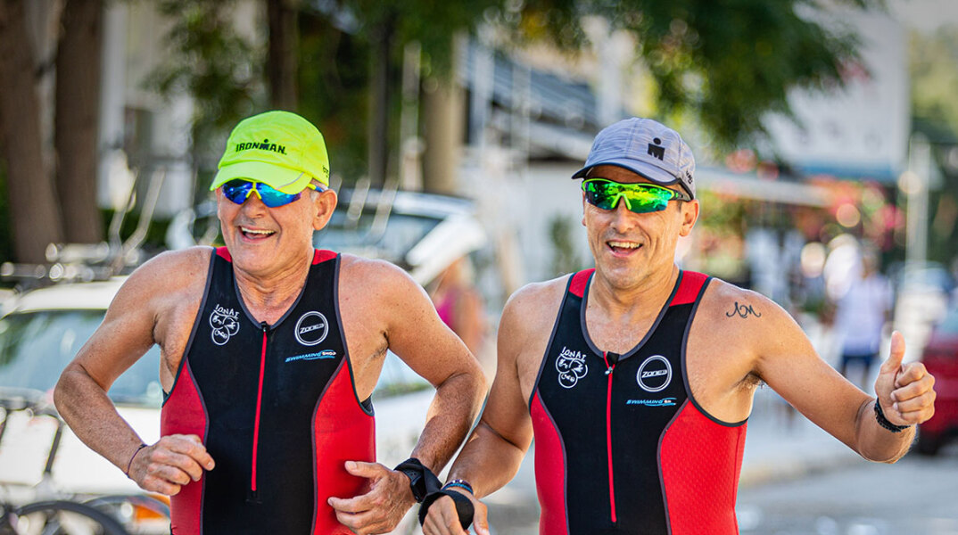 Ο Χρήστος Κορομηλάς με τον συνοδό του Γιώργο Γκούντα 