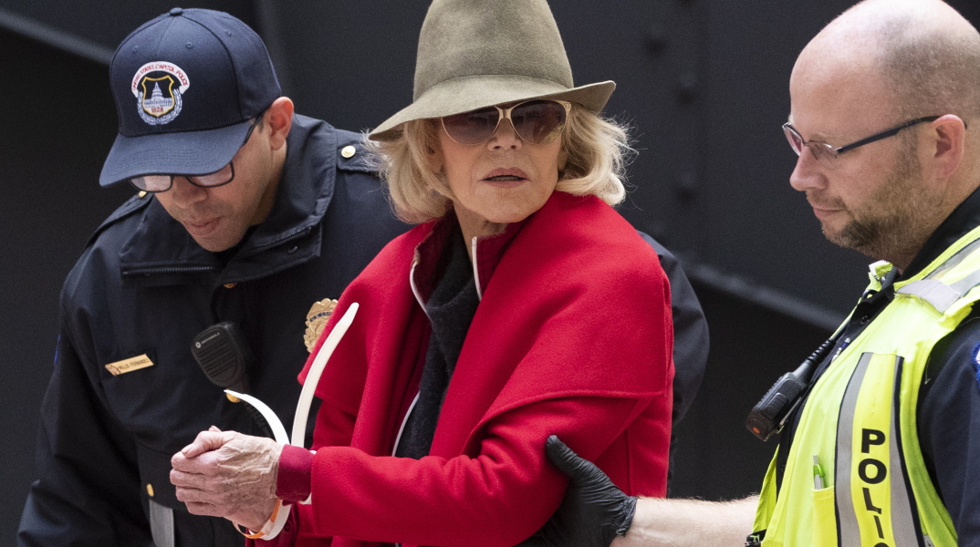 Editorial Fotis Georgeles.jpg