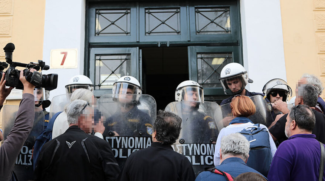 Ένταση στην Ευελπίδων 