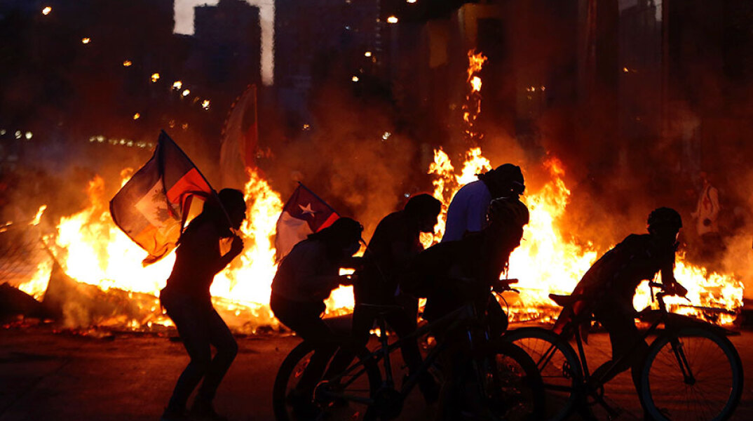 chile-protests1