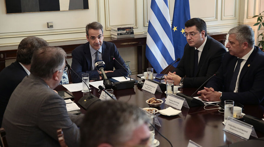 mitsotakis-perifereiarxes1