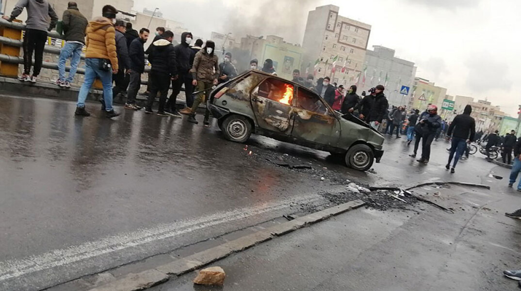 iran-protests1