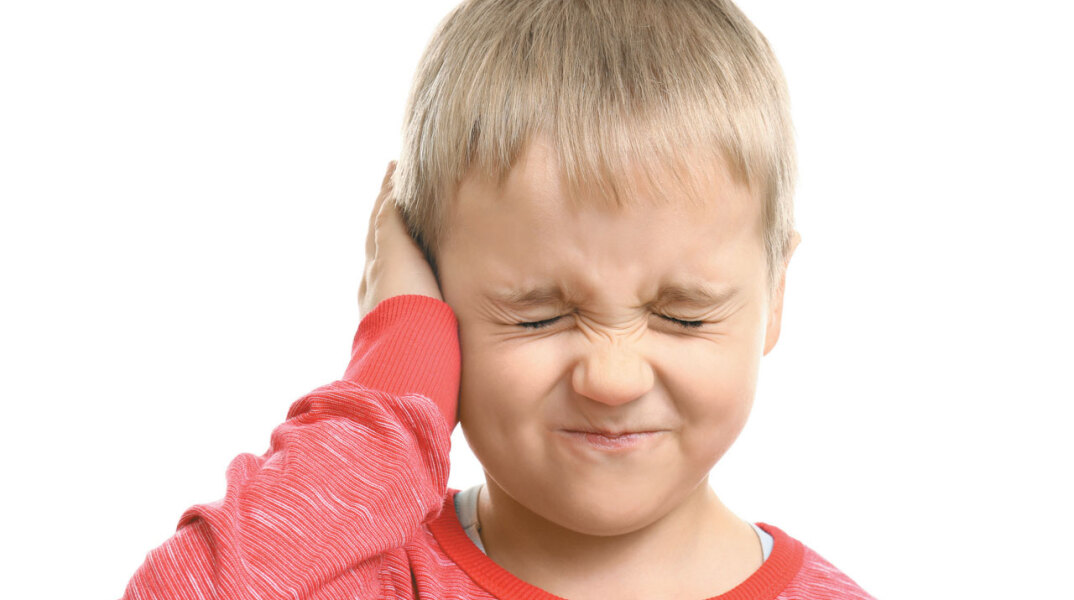 little-boy-ear-ache.jpg