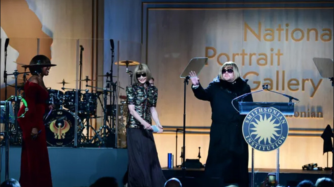 Άννα Γουίντουρ, Τζέιμς Κόρντεν