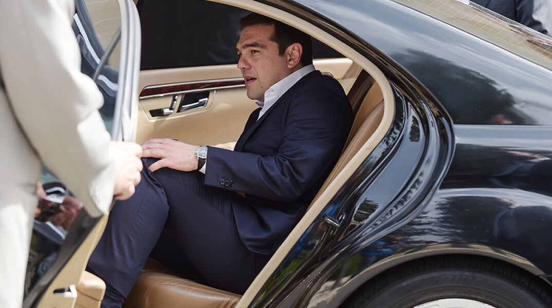 tsipras-autokinito.jpg