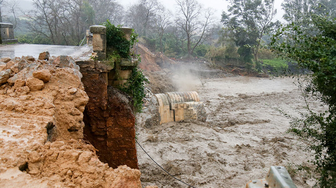 katastrofes-kriti-kakokairia