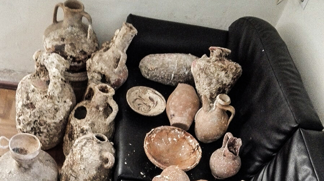 Αμφορείς και αγγεία 