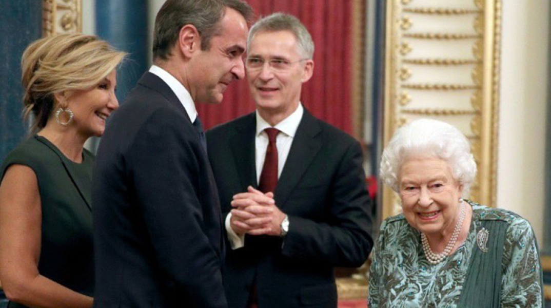 Μαρέβα Μητσοτάκη-Γκραμπόφσκι, Βασίλισσα Ελισάβετ