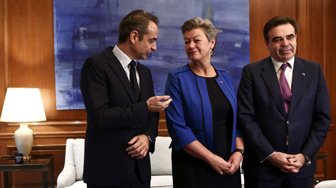 Κυριάκος Μητσοτάκης, Ίλβα Γιόχανσον και Μαργαρίτης Σχοινάς