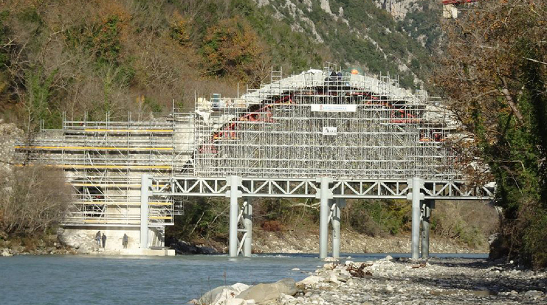 Γεφύρι Πλάκας στα Τζουμέρκα